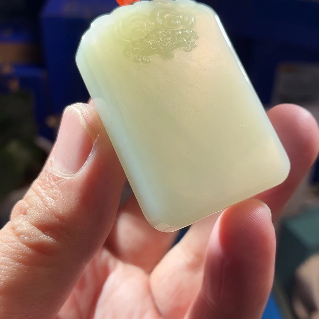 和田玉（糖玉）未镶嵌颈饰