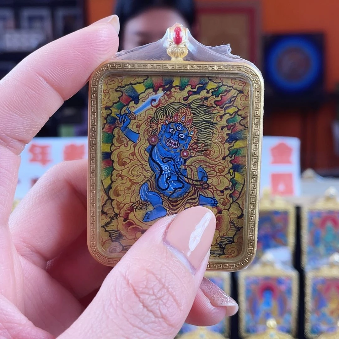 吊坠热贡纯手绘不动