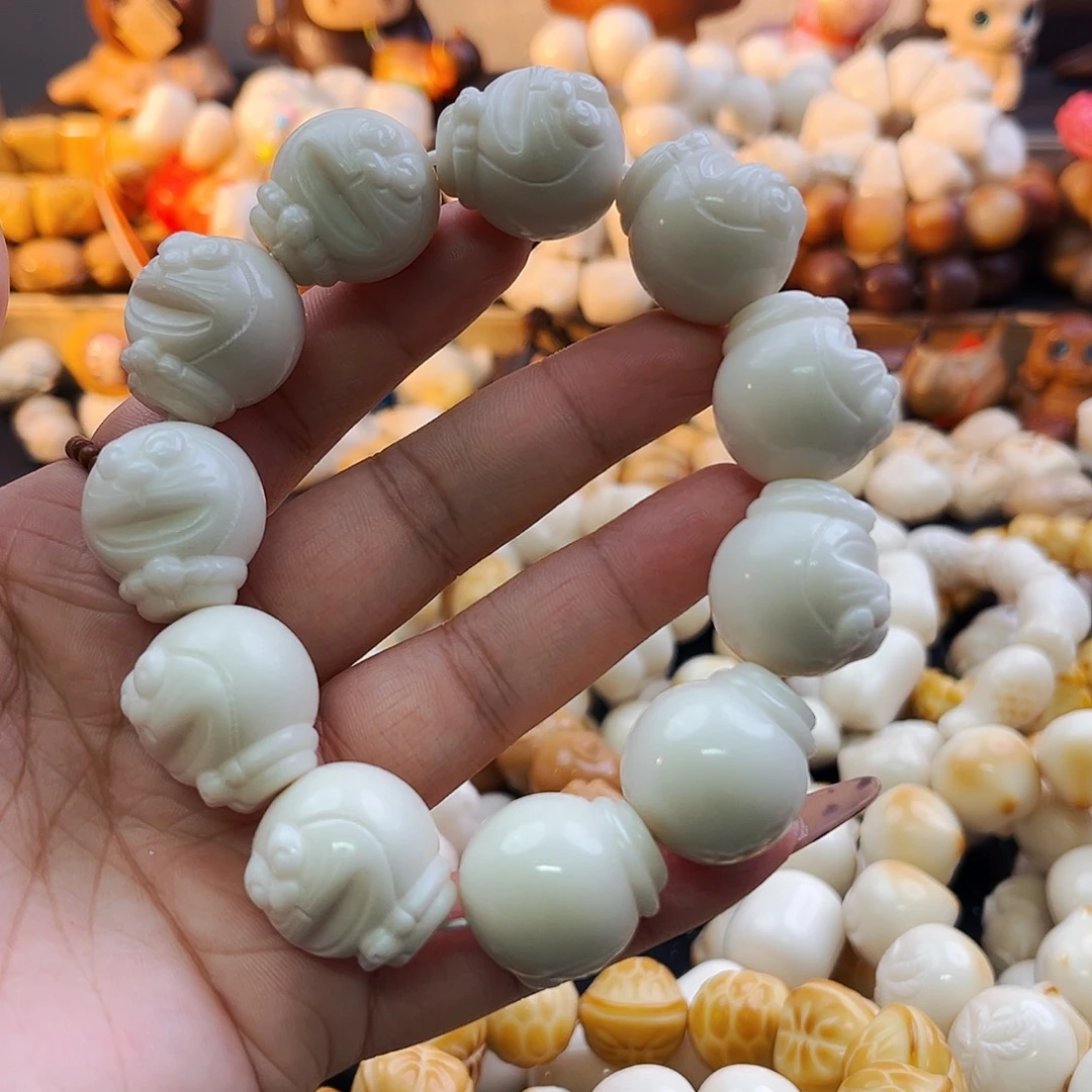 手串菩提根/象牙果多啦A梦