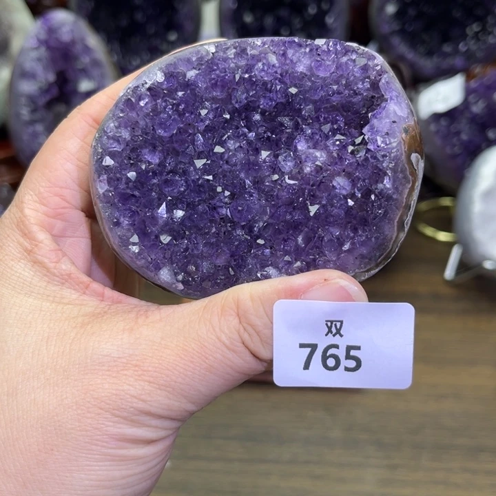 未镶嵌水晶大型摆件（非配饰）