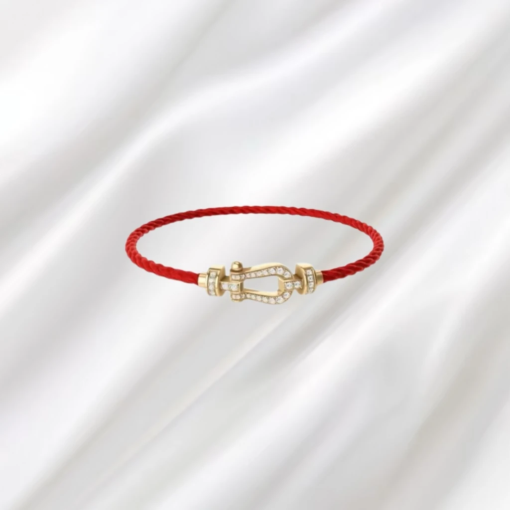 围巾红绳【红绳马蹄扣】气质时尚百搭轻奢围巾、