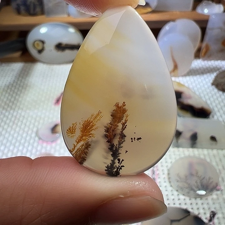 玛瑙/玉髓未镶嵌颈饰