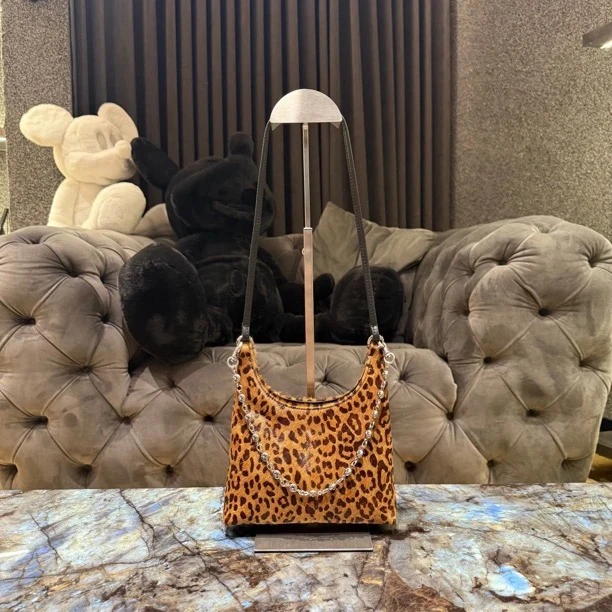 Super【VV】头层牛皮 做旧五金单肩包