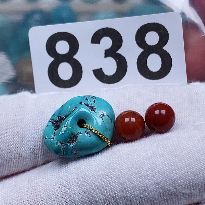 南红玛瑙未镶嵌珠宝奇石