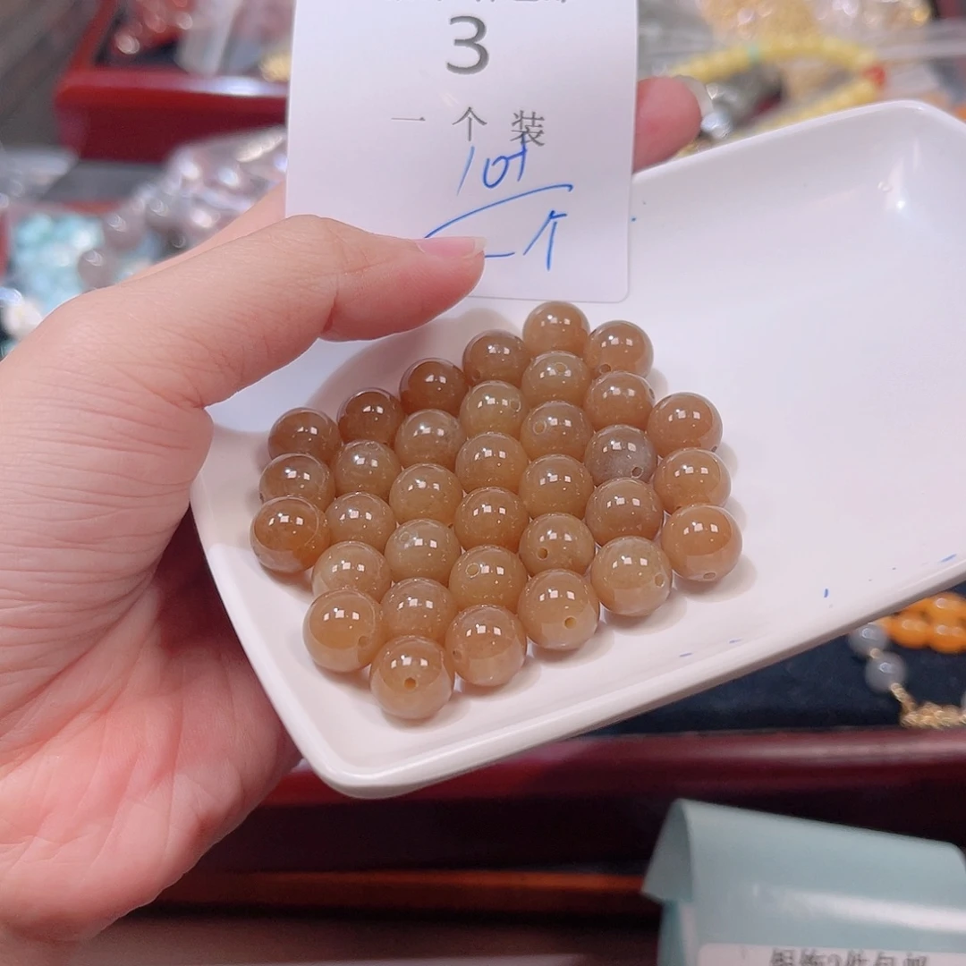 水晶珠宝半成品未镶嵌3 。