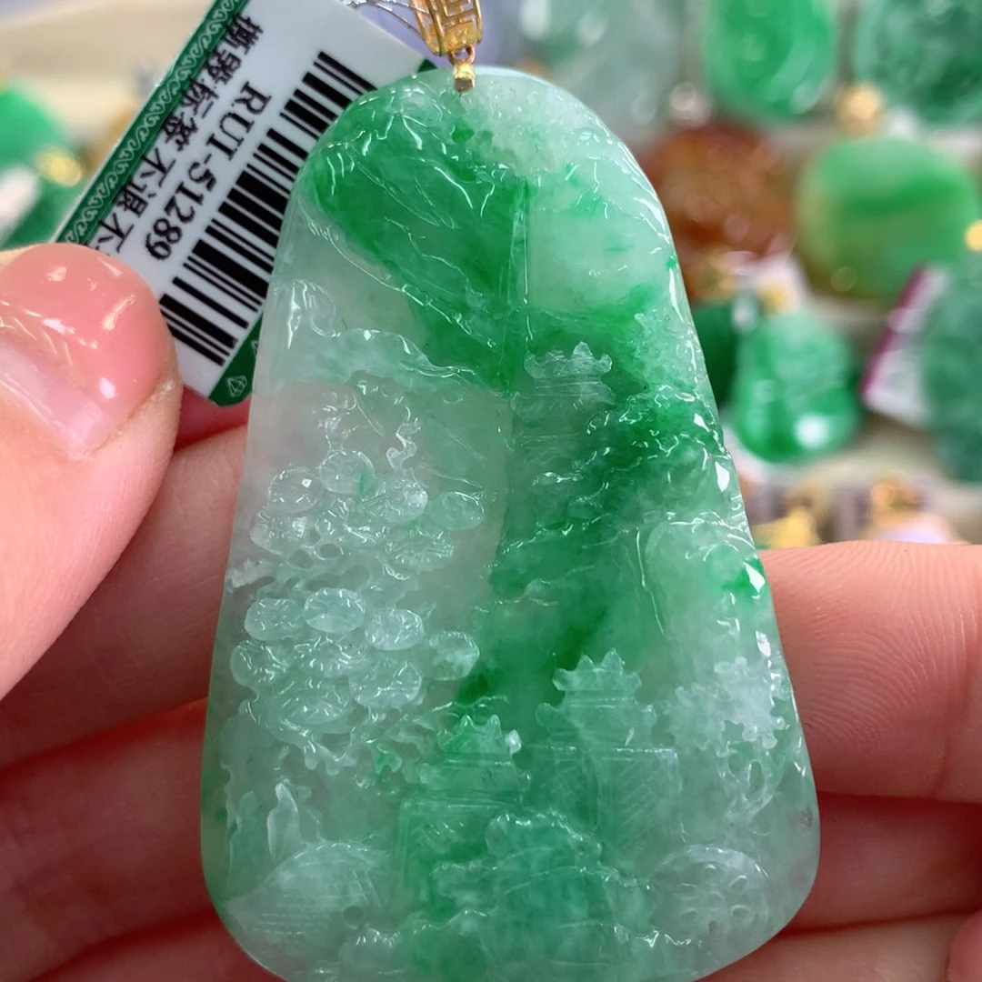 翡翠吊坠(不含链)18K金镶嵌