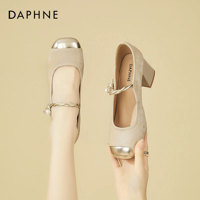 达芙妮玛丽珍鞋女2025新款春秋配裙子粗跟单鞋百搭方头高跟小皮鞋