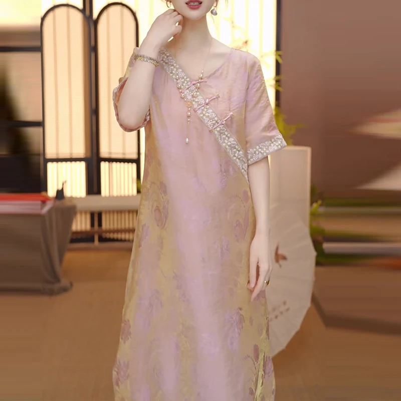 新中式气质连衣裙女2025夏款国风斜襟改良裙子J遮肉百搭V领中长裙