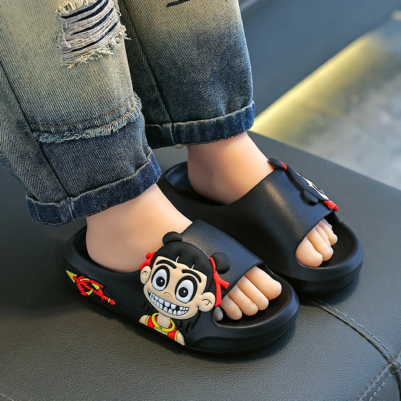 哪吒男童拖鞋儿童凉拖鞋新款防滑男孩室内小孩防臭家居软底青少年