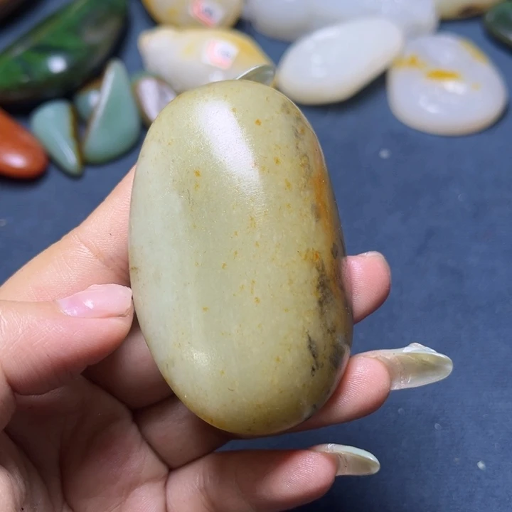 未镶嵌和田玉珠宝奇石