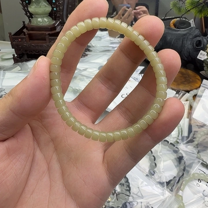 未镶嵌手链和田玉