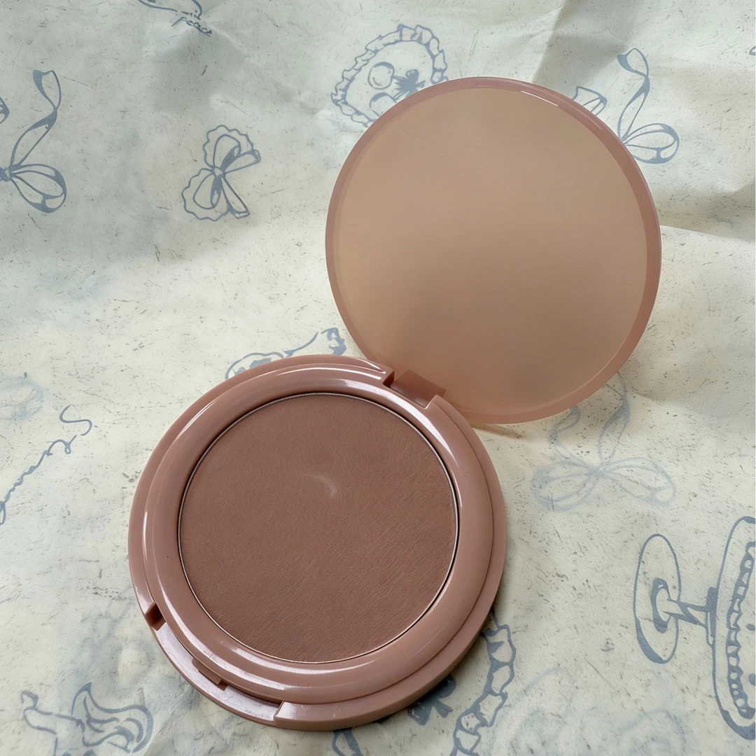 日杂感血色奶杏  腮红分享