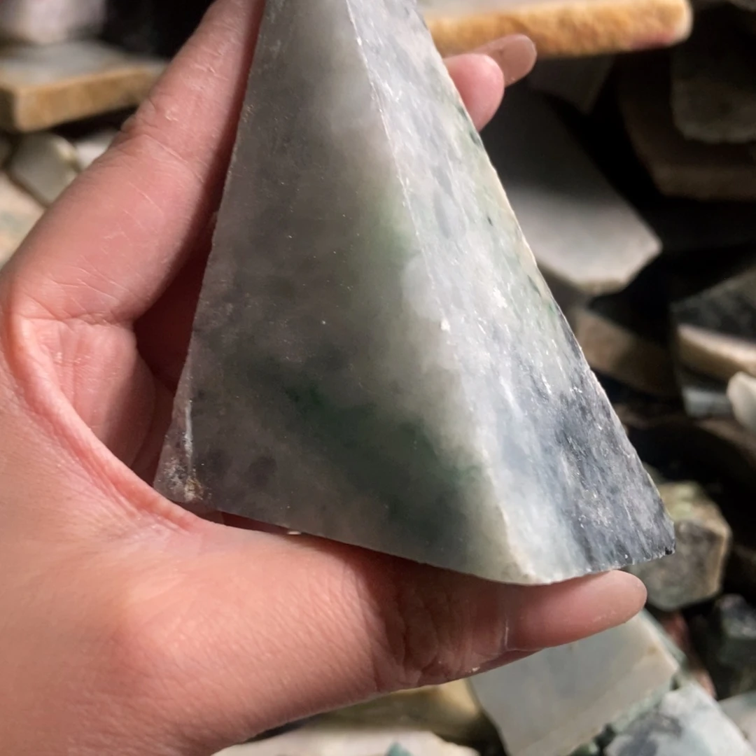 翡翠未镶嵌挂件天然翡翠