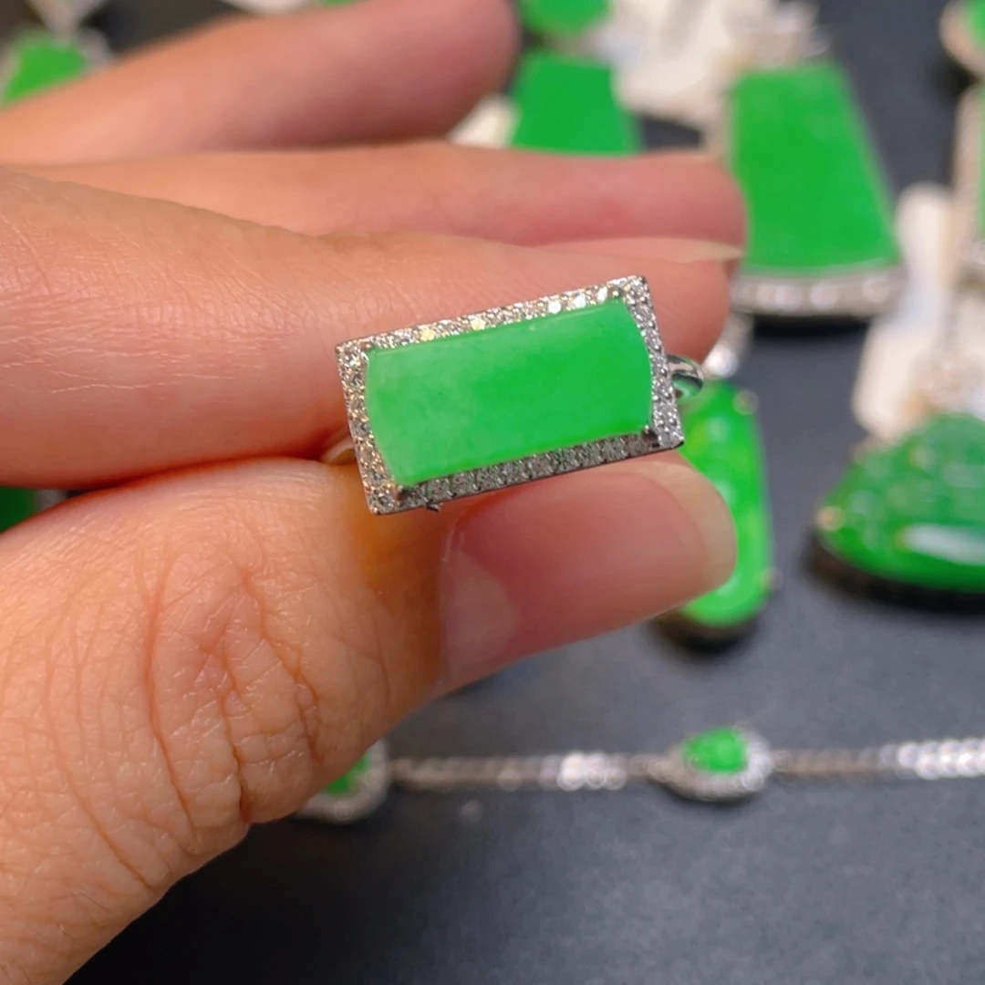 吊坠(不含链)银S925镶嵌翡翠戒指