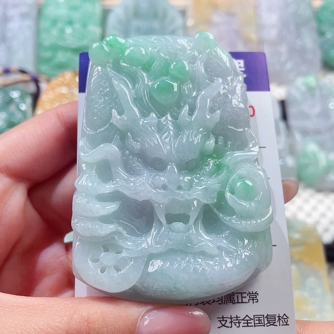 颈饰未镶嵌翡翠龙