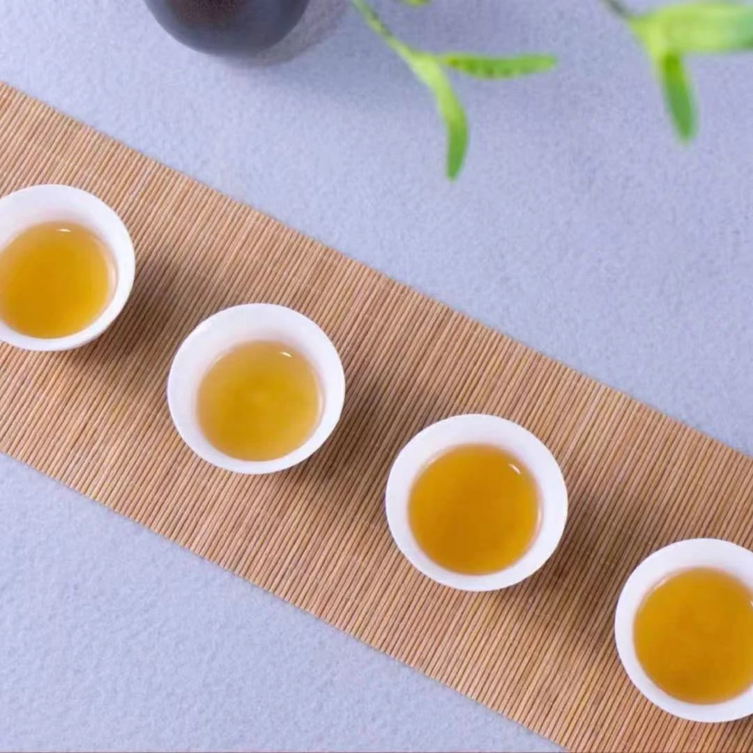 【新年福利】回馈-晓晓专属-绿水塘套装礼盒（一盒两饼）-普洱茶200g