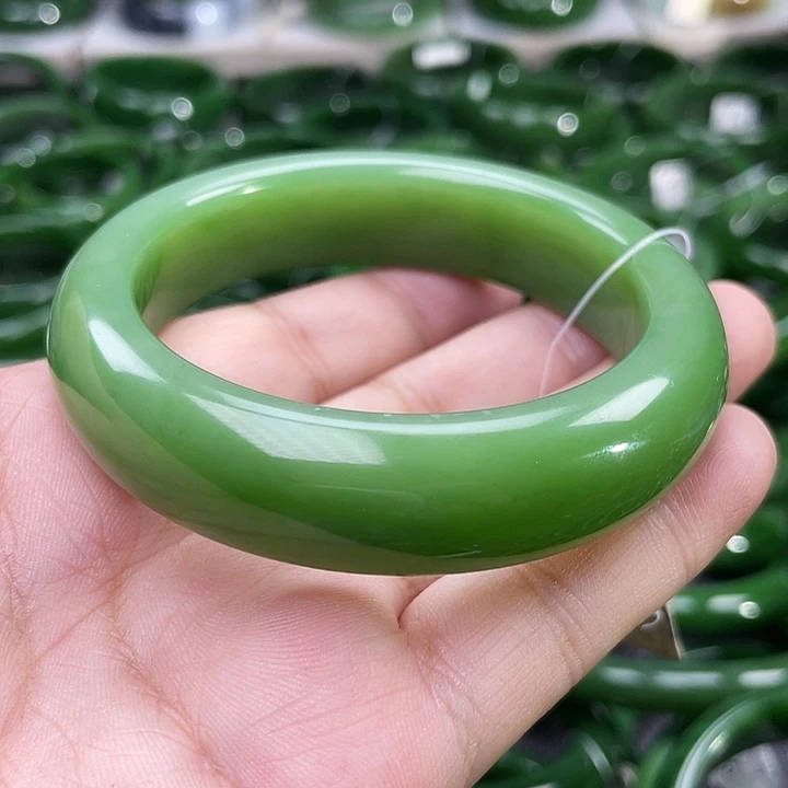 未镶嵌手镯和田玉（碧玉）