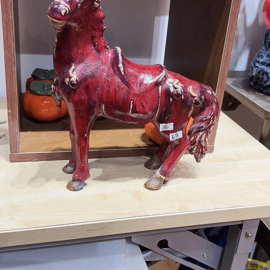 陶瓷老马苹果2摆件