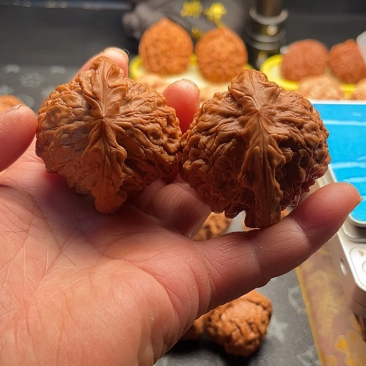 桃核把件全品龙鼎边53