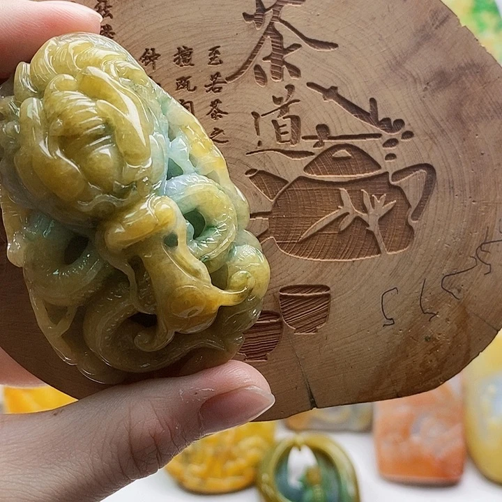 c***9翡翠未镶嵌吊坠(不含链)