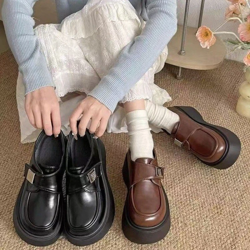 厚底乐福鞋女春秋2025年新款妈妈鞋真软皮单鞋平底小皮鞋英伦女鞋