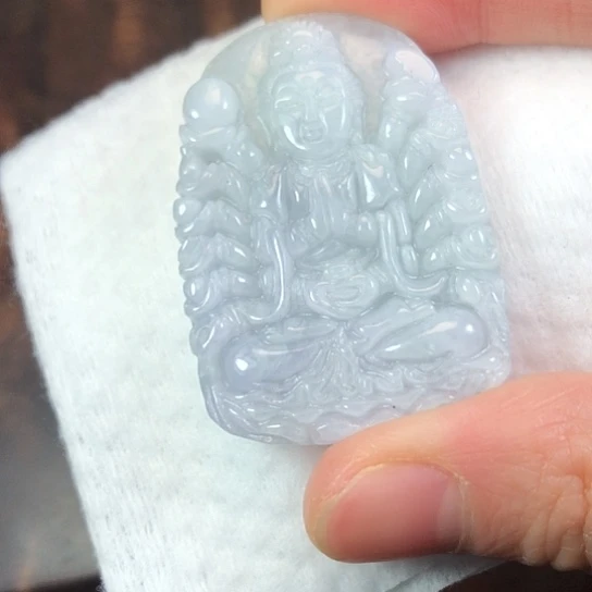 翡翠未镶嵌颈饰缅甸A货，每天下午1点半开播