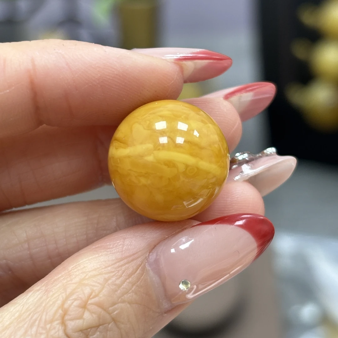 17.8mm微瑕· 小妖珠宝天然原矿琥珀蜜蜡