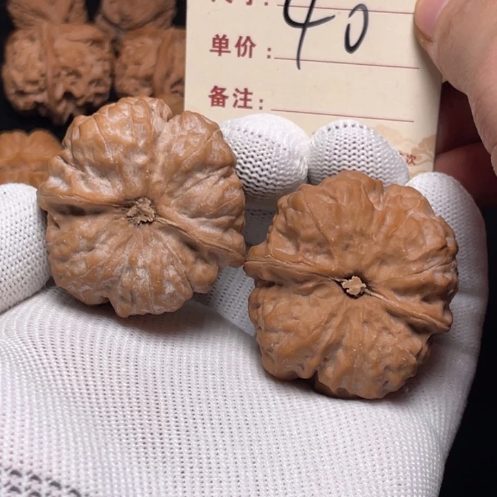文玩核桃把件蛤蟆头39尺白茬40