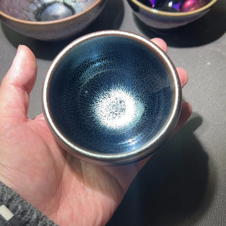 茶盏你是个很优秀特别努力