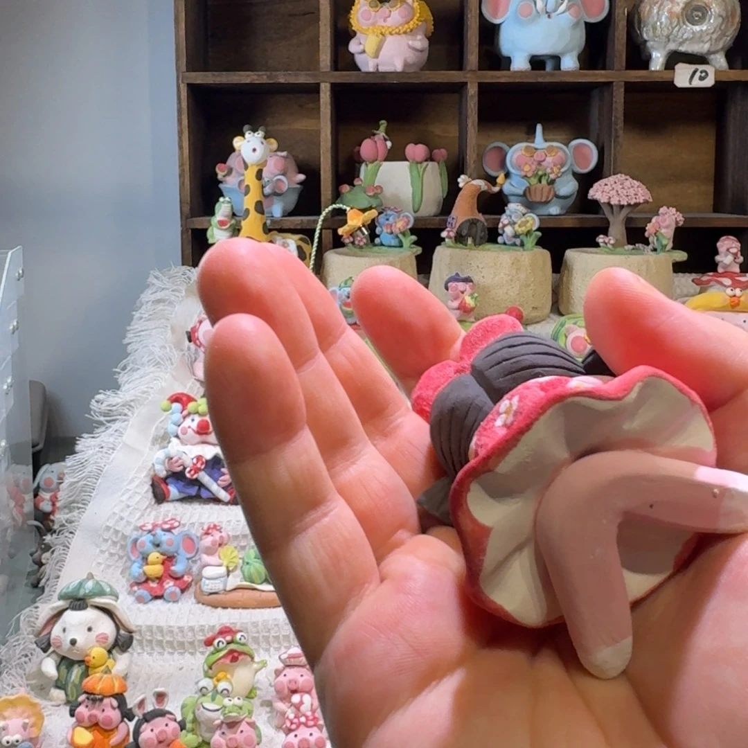 黄****厂家直销手工精品摆件