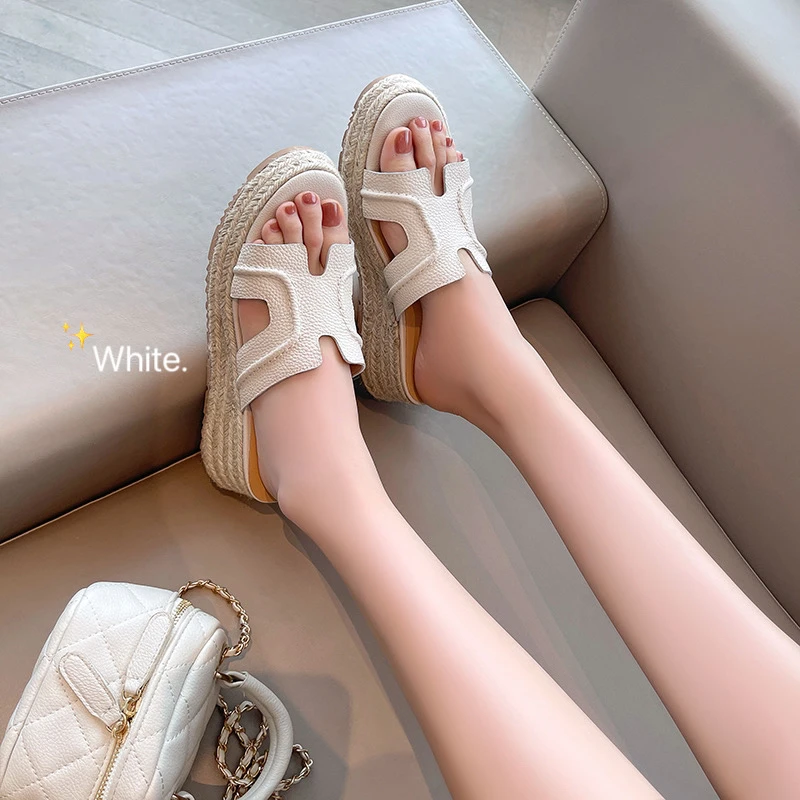 鞋里小铺，草编女波西米亚风修面皮时装凉鞋坡跟休闲软底沙滩鞋