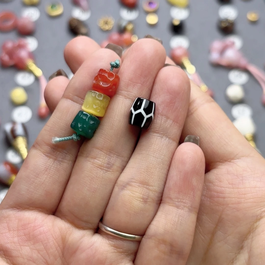 欧***护玛瑙/玉髓未镶嵌文玩配饰