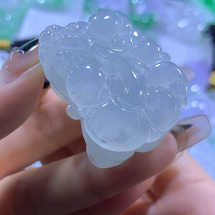 翡翠未镶嵌颈饰天然翡翠A货吊坠