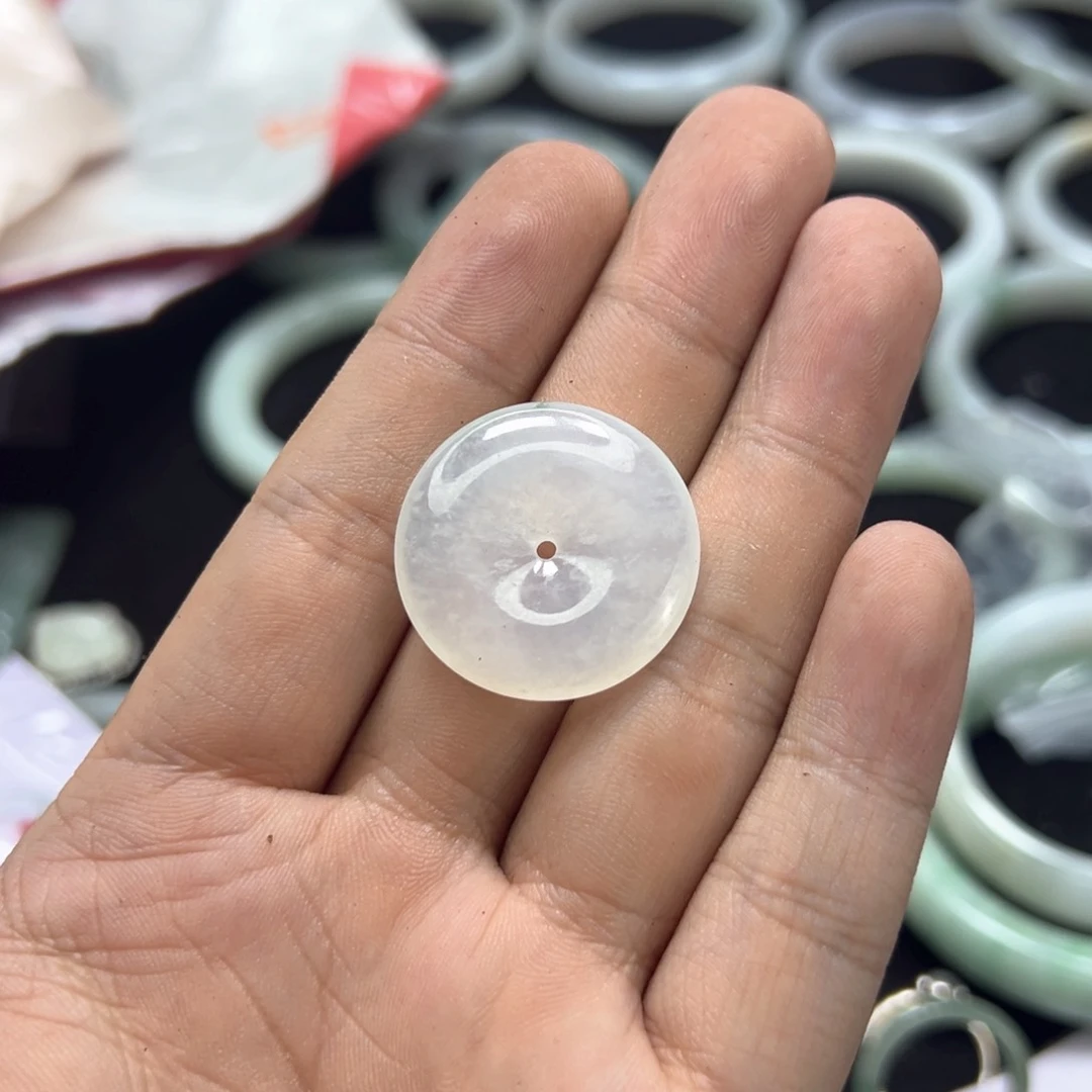 翡翠未镶嵌颈饰平安扣白冰