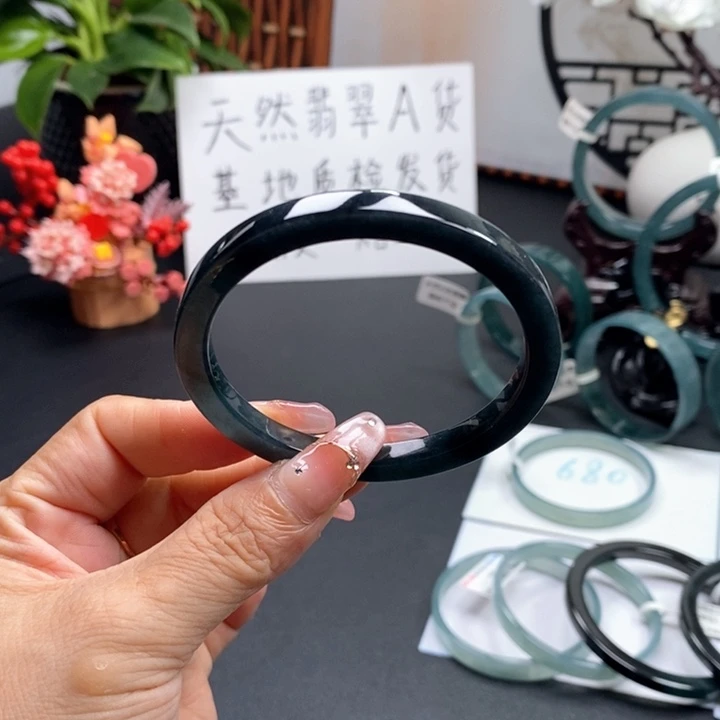 翡翠手镯未镶嵌55尺寸