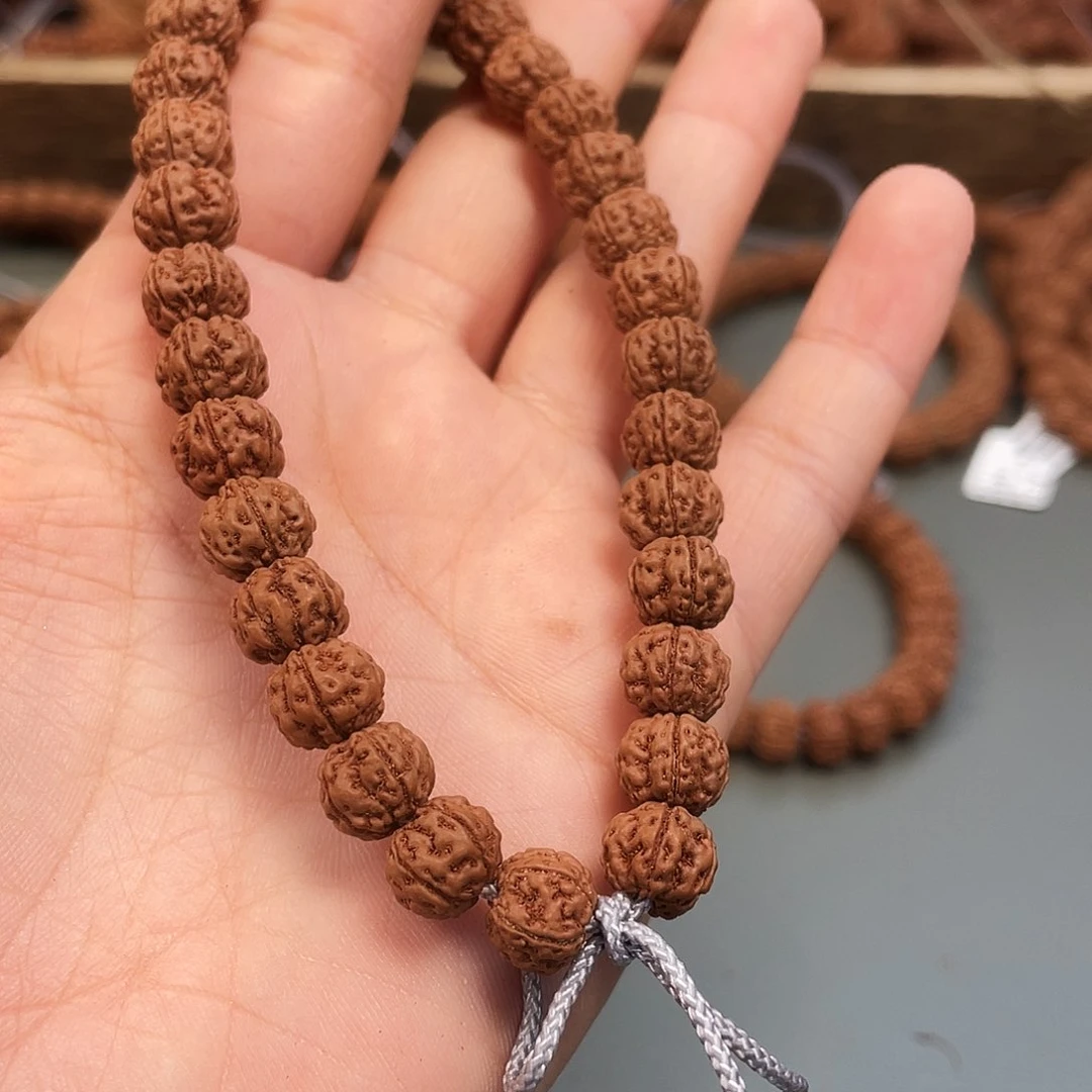 金刚菩提手串阿*。老树梅花9加手持