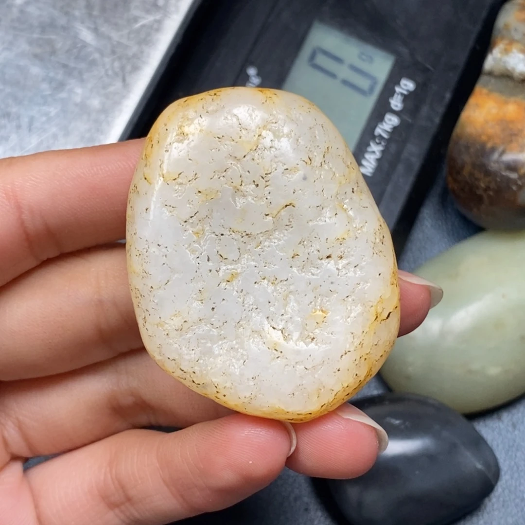和田玉（糖玉）未镶嵌挂件