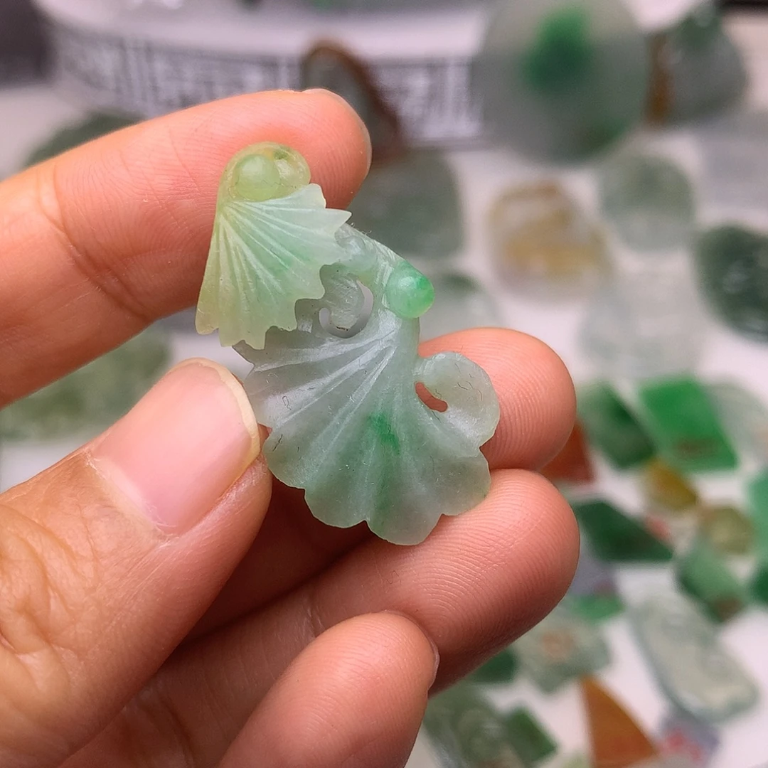 定制翡翠未镶嵌天然翡翠定制