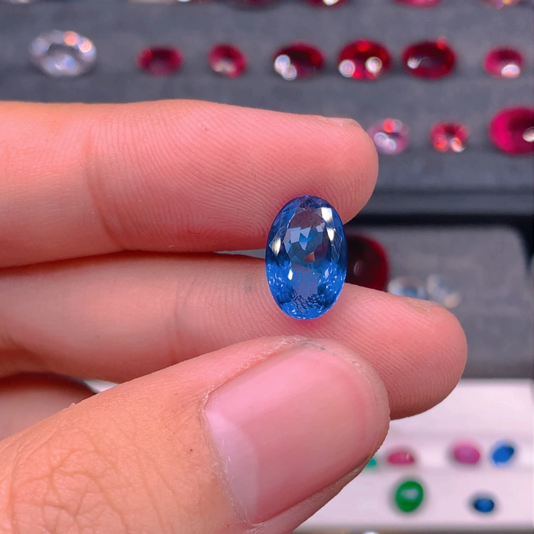坦桑石裸石未镶嵌4.1ct