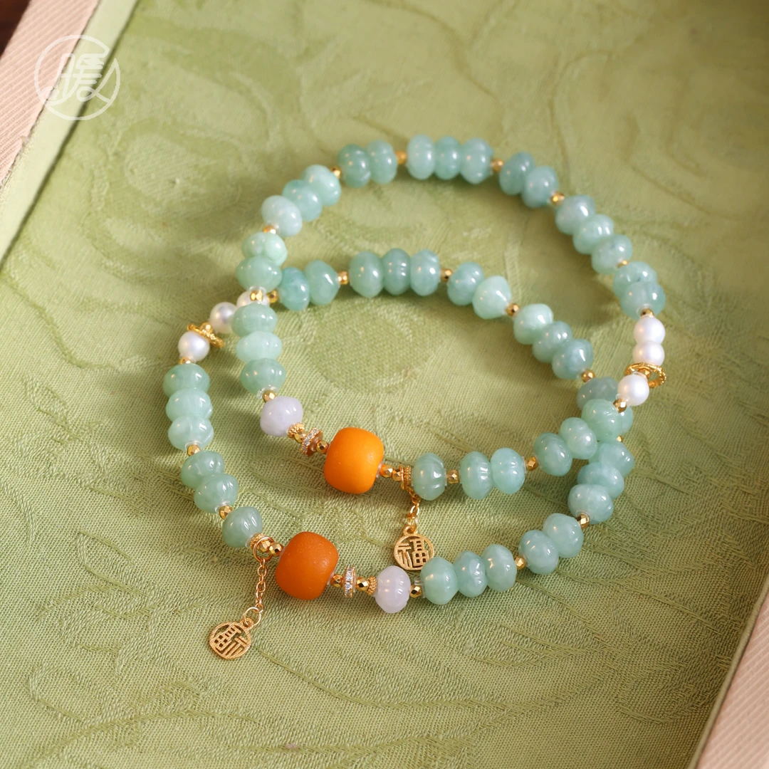 单圈南瓜珠翡翠手串搭配老型蜜蜡福牌吊坠A7334多样性发一