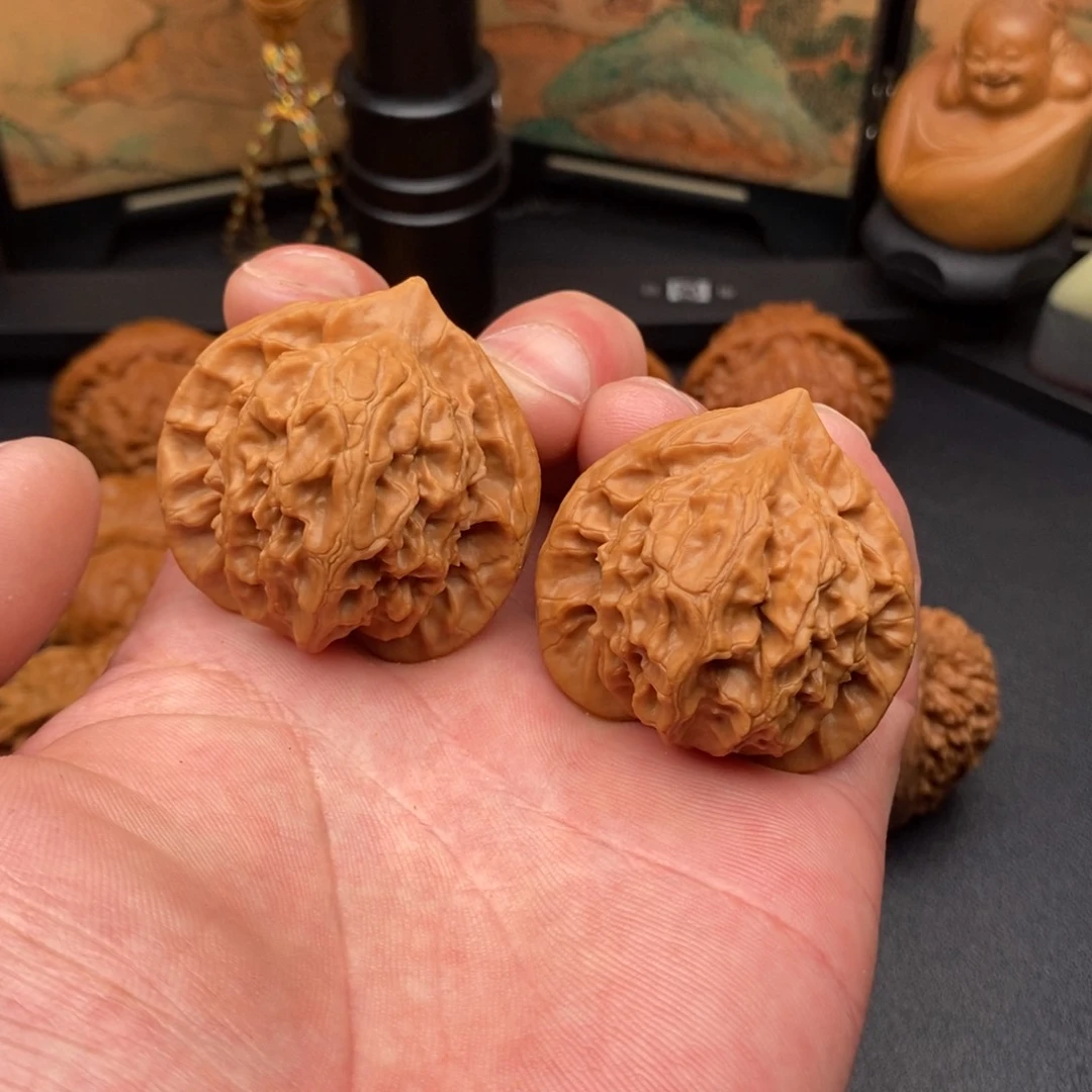 文玩核桃吊坠图图40尺全品