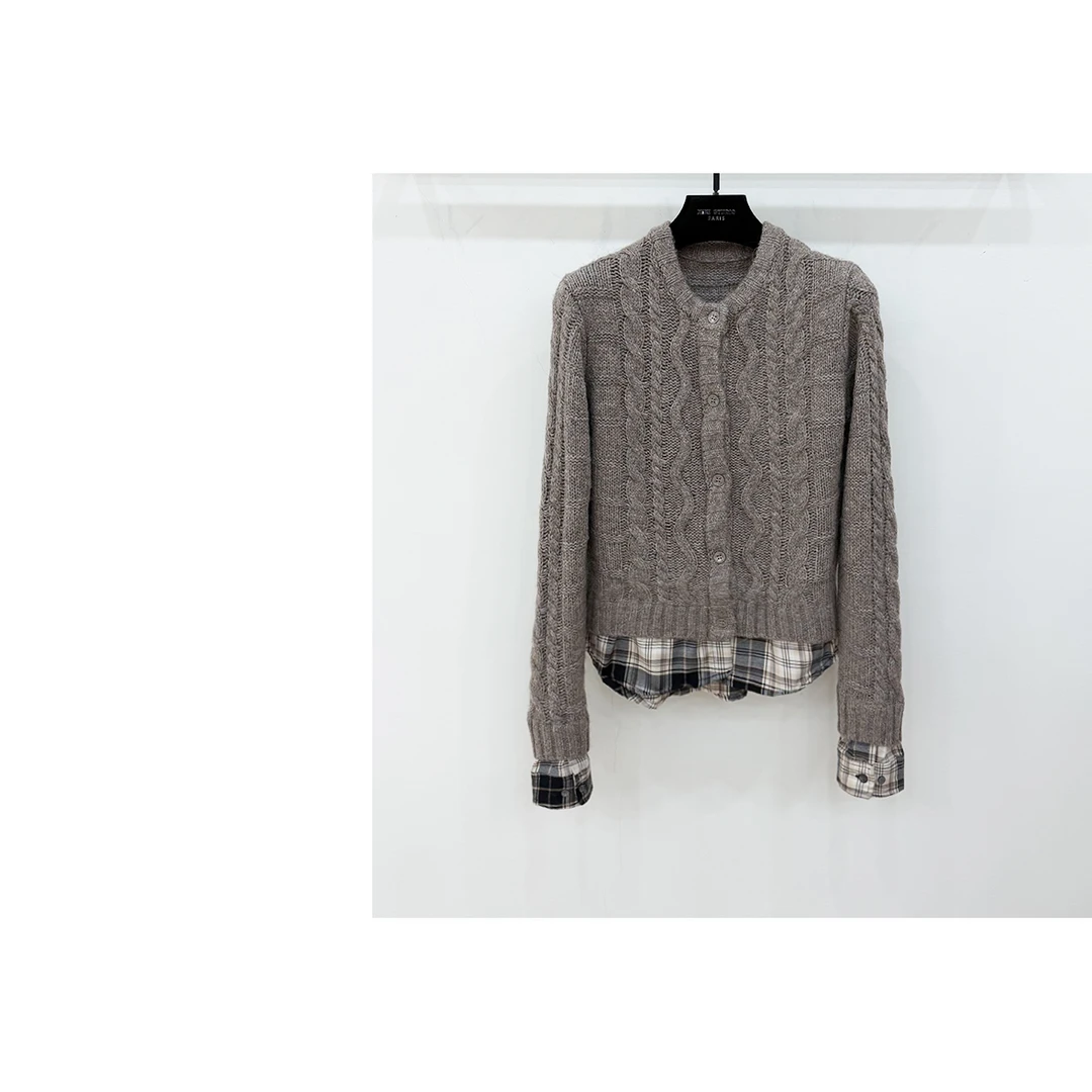 JIAYE CHAN秋冬季格纹撞色圆领长袖假两件针织毛衣