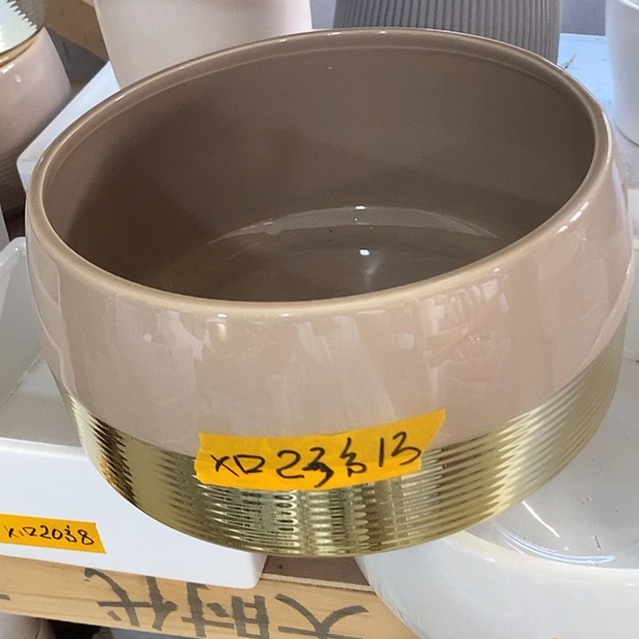 摆件陶盆有孔 微瑕介意勿拍
