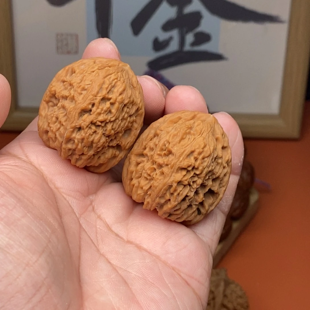 核桃把件全品南疆石