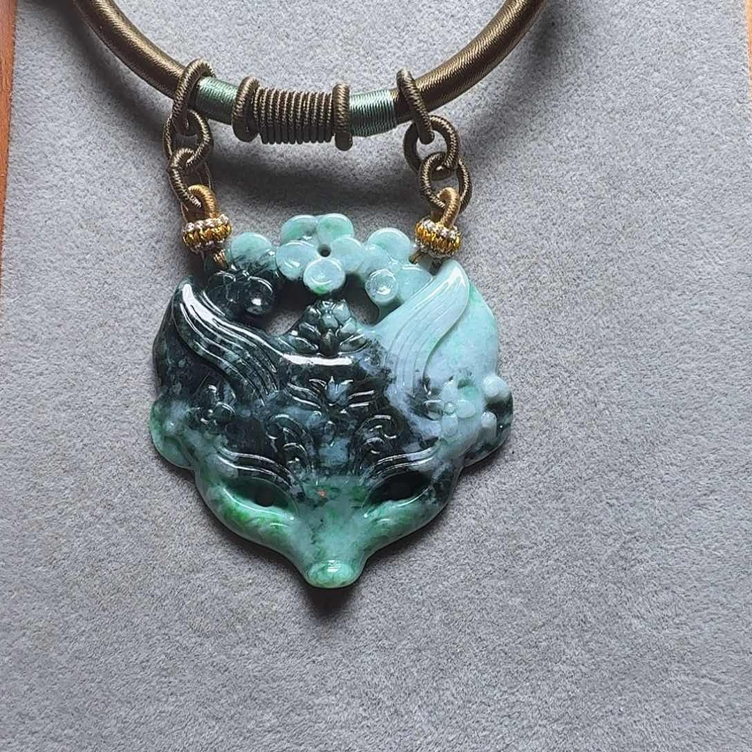 吊坠(赠链)未镶嵌翡翠