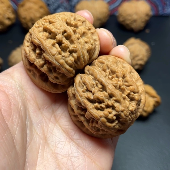 吊坠文玩核桃大粗筋