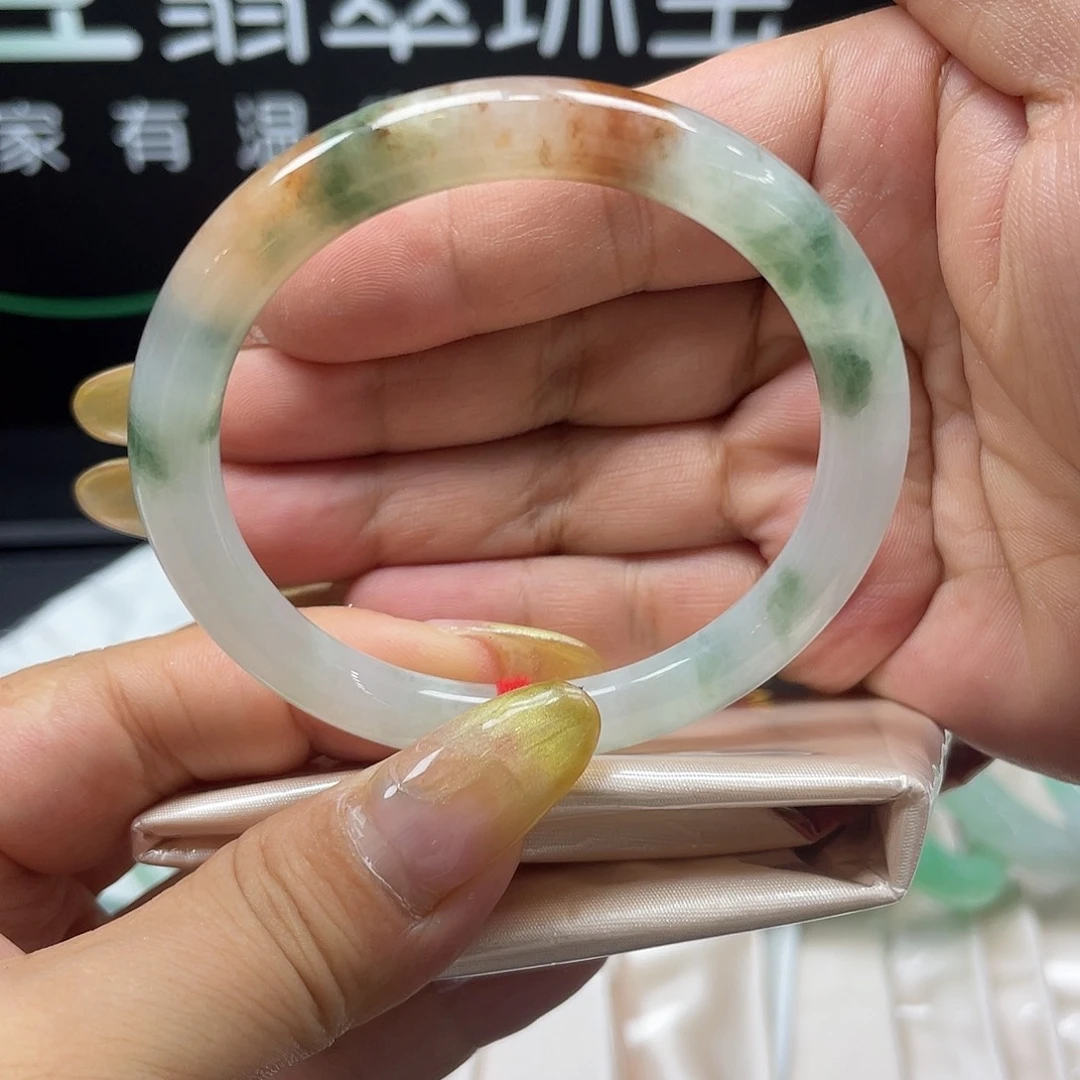 翡翠未镶嵌手镯54.3圆条