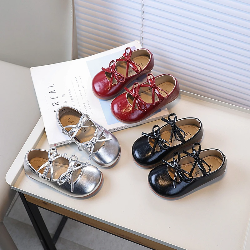 女童皮鞋2025春秋新款玛丽珍蝴蝶结单鞋银色儿童公主鞋韩版软底