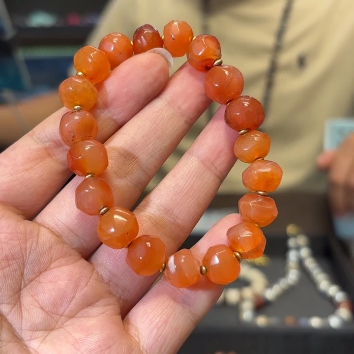 澎***安玛瑙/玉髓未镶嵌颈饰