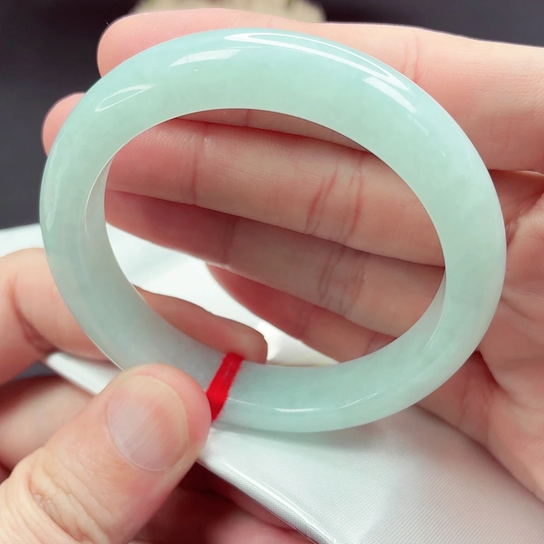 翡翠未镶嵌手镯54.8圈